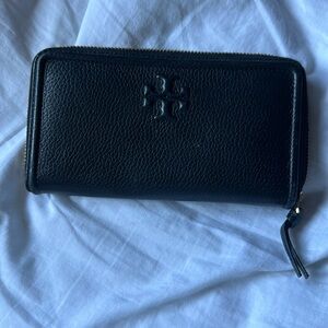 Tory Burch wallet